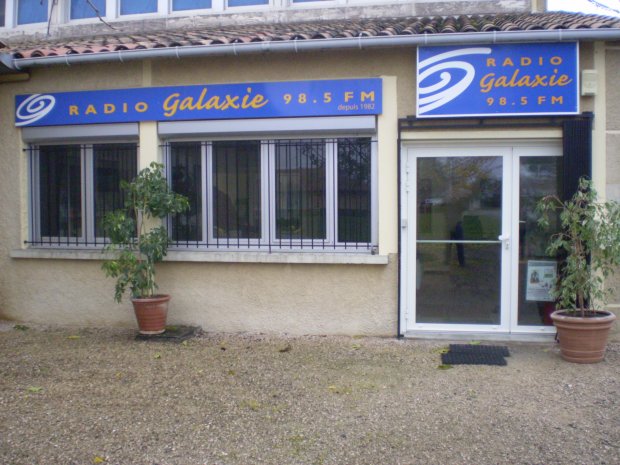 Radio Galaxie 98.5 Fm